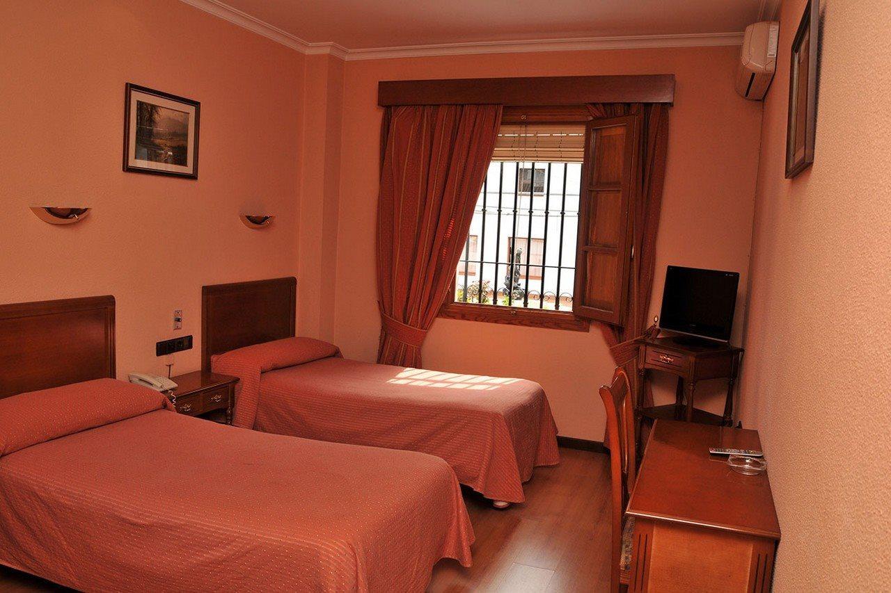 Hotel Los Castanos Арасена Экстерьер фото