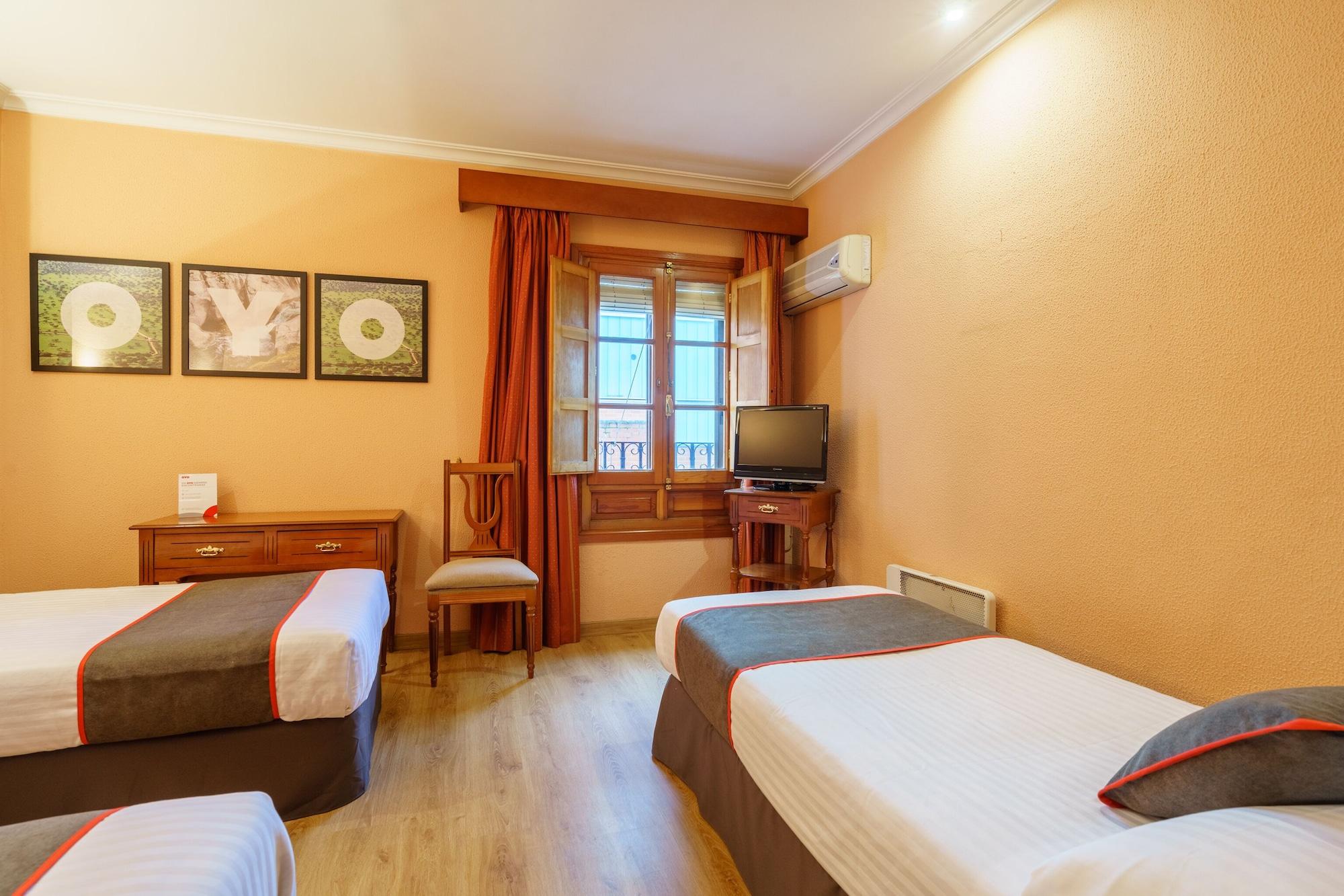 Hotel Los Castanos Арасена Экстерьер фото