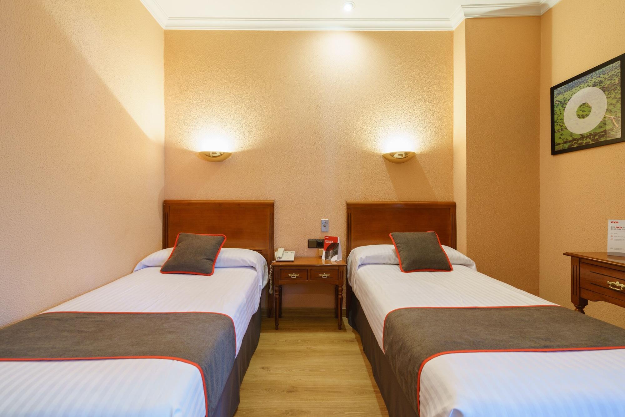 Hotel Los Castanos Арасена Экстерьер фото