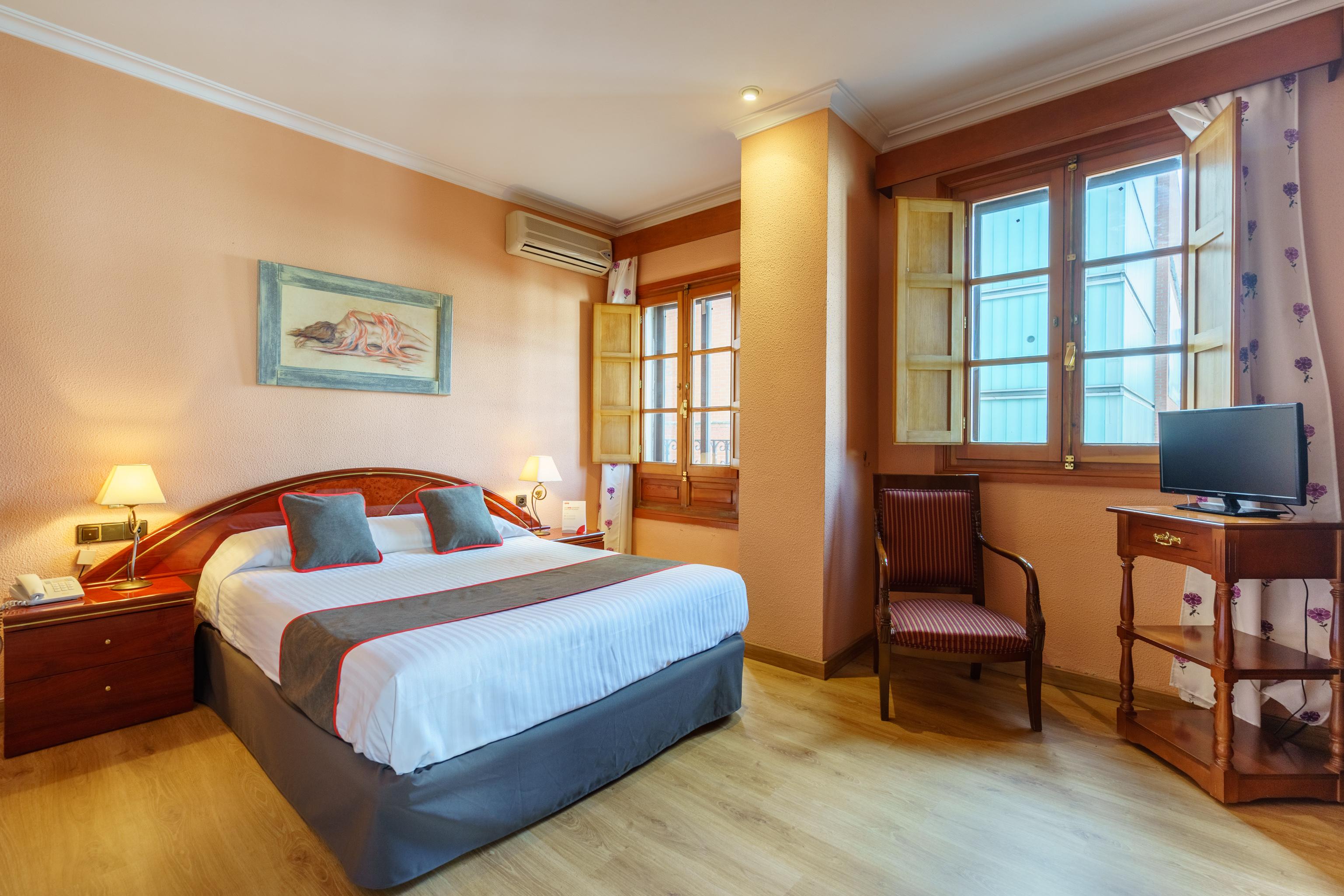 Hotel Los Castanos Арасена Экстерьер фото