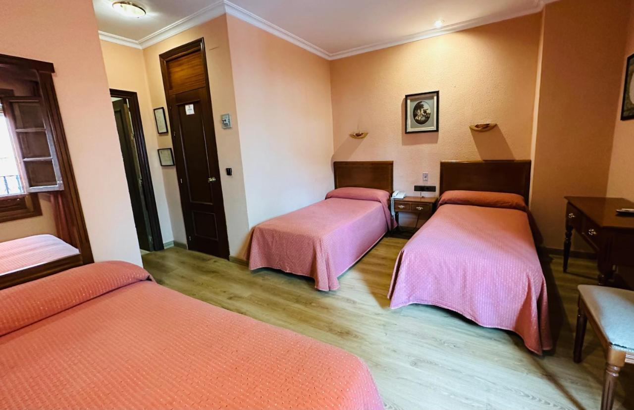 Hotel Los Castanos Арасена Экстерьер фото