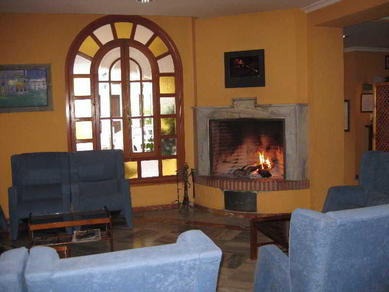 Hotel Los Castanos Арасена Экстерьер фото